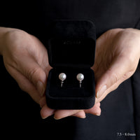 Box_7_5mm-Earrings_DSC06429_657a0c47-75ab-4c55-8fa6-2dd431235415 - sCenes