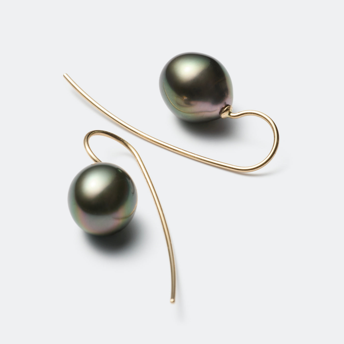 Trickle Hook Pierced Earrings - Tahitian Pearl