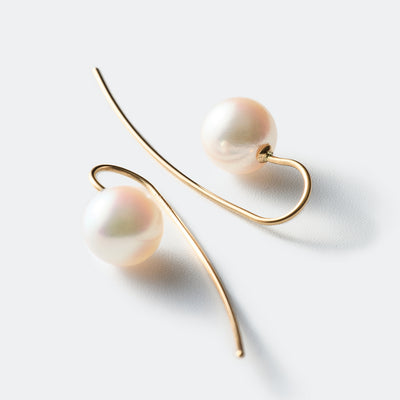 Focus_TrickleHookEarrings_AkoyaPink_1x1_d0477929-38f3-44ed-b523-77465594c70c - sCenes
