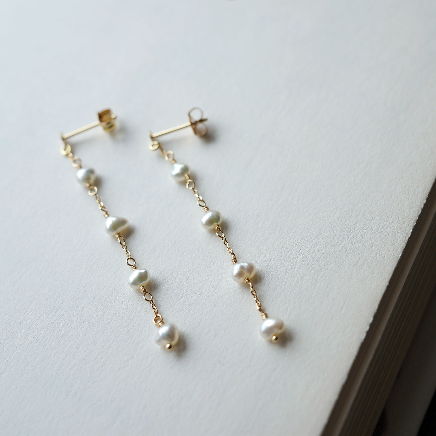 Pearl Station Pierced Earrings - Akoya Keshi