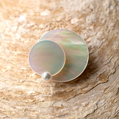 Image_Pendulum_Brooch_SSP アコヤ パール 真珠 マザーオブパール  貝 ブローチ ミニマル シンプル 揺れる