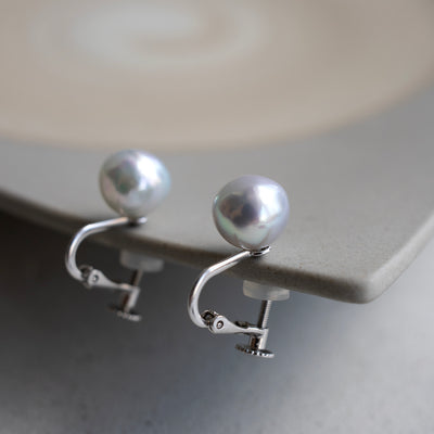 【ESSENTIALS】8.0-9.0mm Gray Akoya Clip-On Earrings D