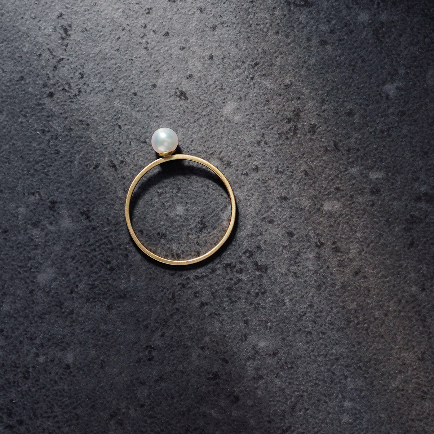 Perch Ring - Baby Akoya