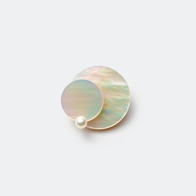 Main_Pendulum_Brooch_SSP アコヤ パール 真珠 マザーオブパール  貝 ブローチ ミニマル シンプル 揺れる