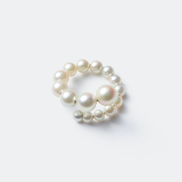 Graduated Pearl Twist Hoop Ring - Akoya Pearl