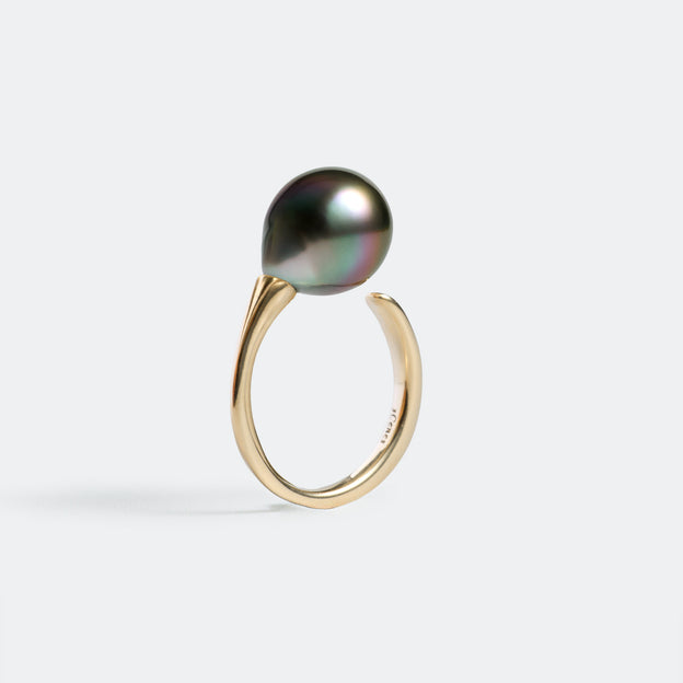 Flowing Open Ring - Tahitian Pearl