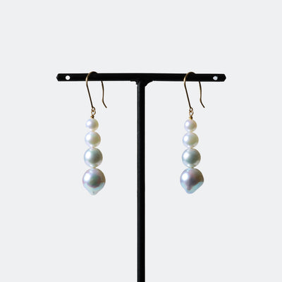 Main Graduated Pearl Stick HookEarrings アコヤ パール 真珠 ピアス ミニマル シンプル グラデーション
