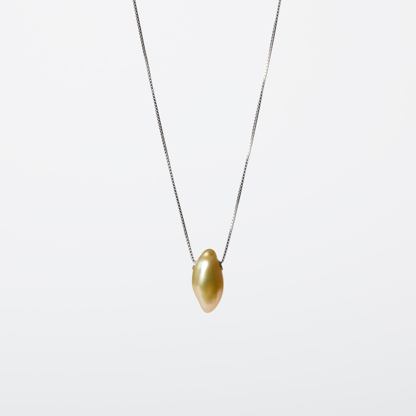 Pearl Tunnel Necklace - Golden South Sea Keshi