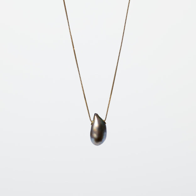 Pearl Tunnel Necklace - Tahitian Keshi