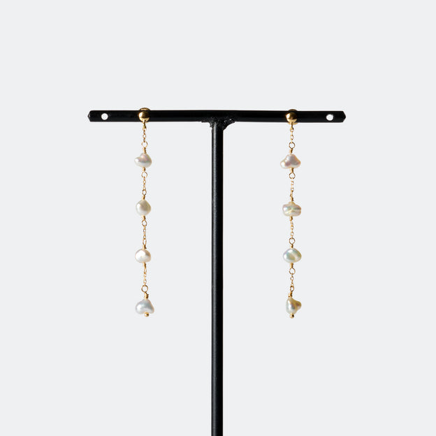 Pearl Station Pierced Earrings - Akoya Keshi
