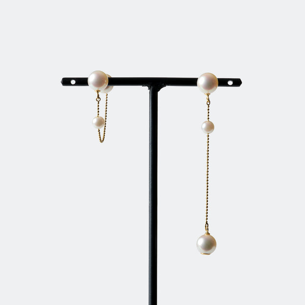 Hoop Swing Chain Earring - Akoya Pearl