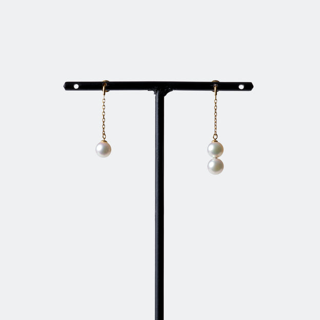 Arced Pearl Stud Earring - Baby Akoya