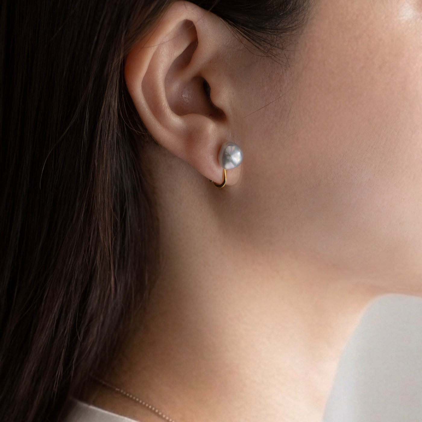 【ESSENTIALS】8.0-9.0mm Gray Akoya Clip-On Earrings  C