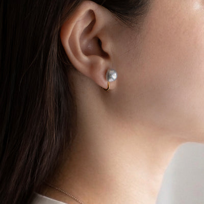 【ESSENTIALS】8.0-9.0mm Gray Akoya Clip-On Earrings  C