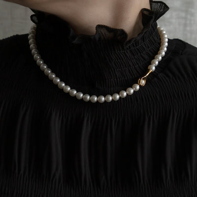 Model アコヤ パール 真珠 一連ネックレス ミニマル シンプル 着用