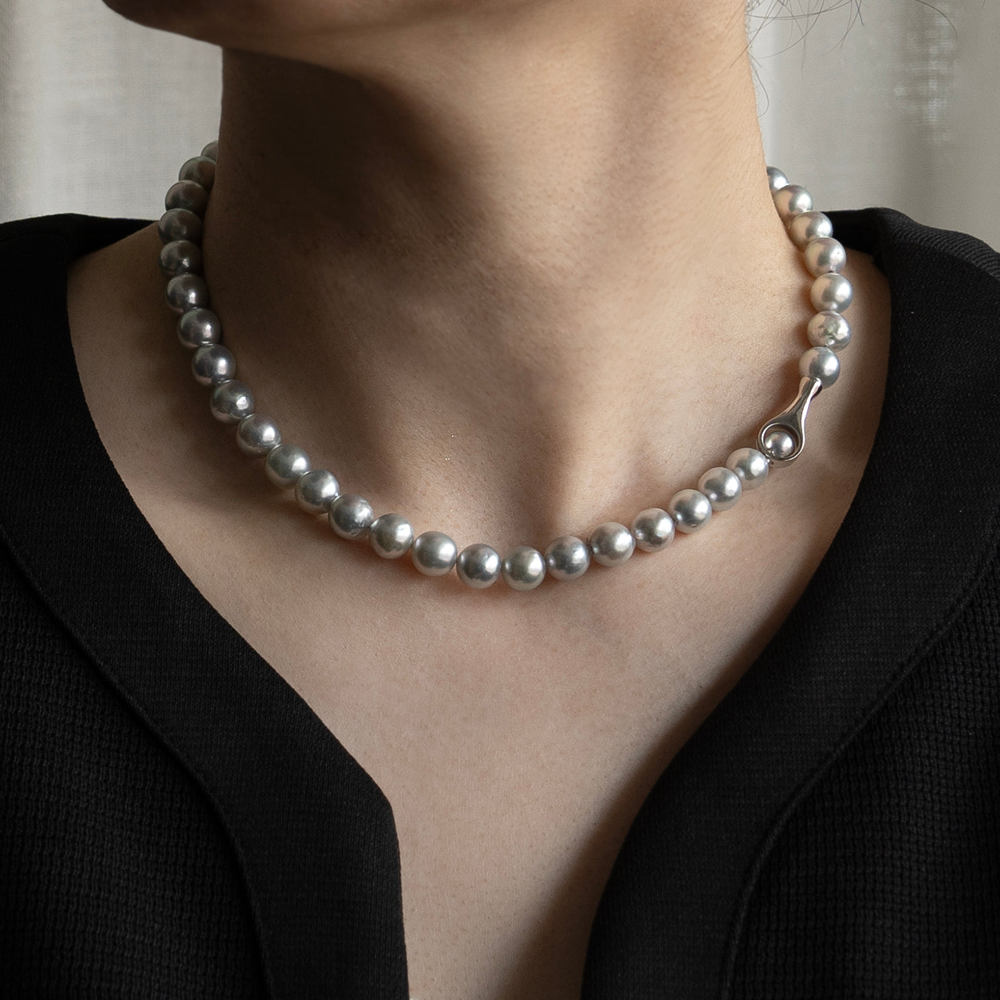 【ESSENTIALS】8.0-9.0mm Gray Akoya Pearl Necklace / I