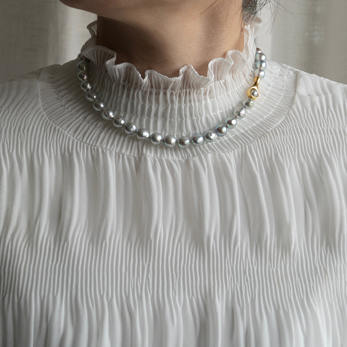 【ESSENTIALS】8.0-9.0mm Gray Akoya Pearl Necklace / J