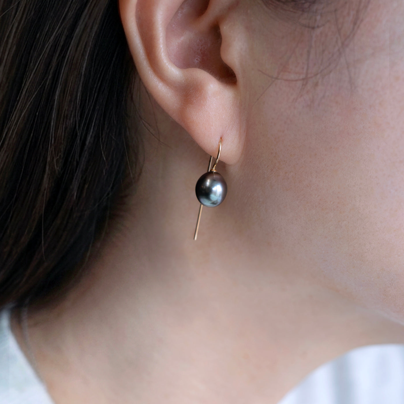 Trickle Hook Pierced Earrings - Tahitian Pearl