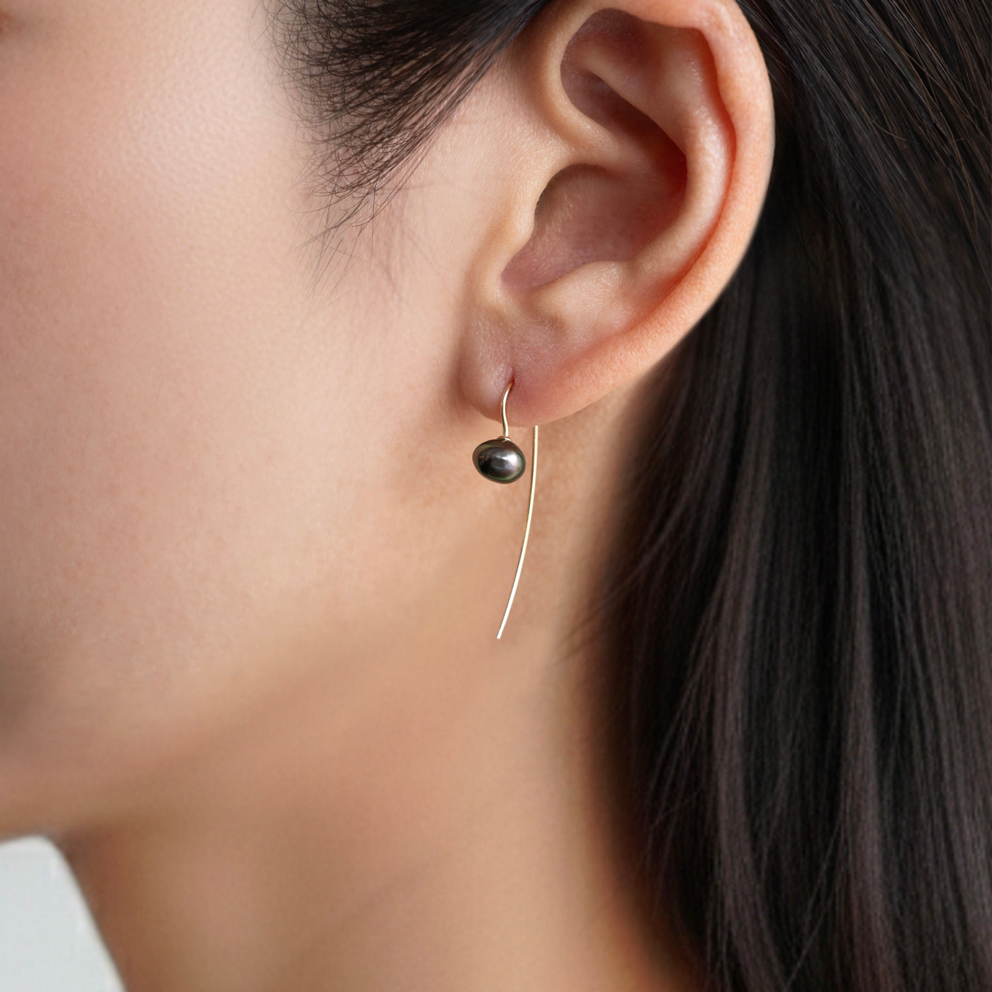 Trickle Hook Pierced Earrings - Tahitian Keshi