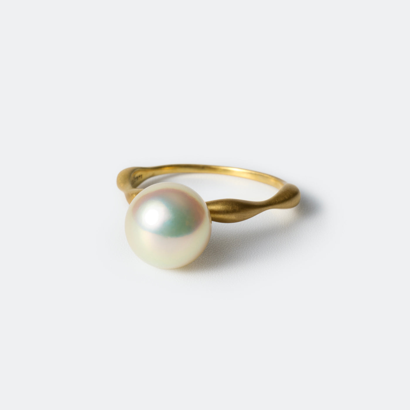 Flutter Ring -Akoya #8