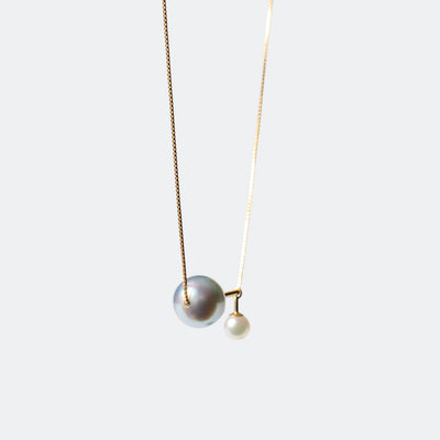 Side-L_250729_WithBabyNecklace-1_02_1x1_f92884c8-207d-4a10-b502-c818dc608a01 - sCenes