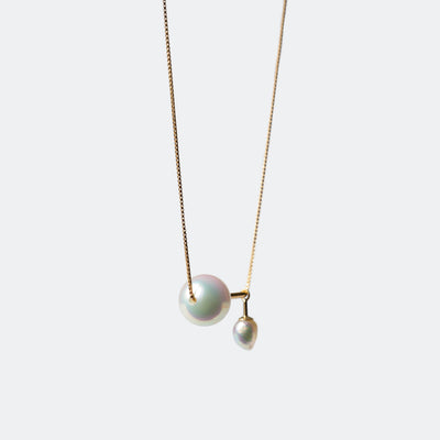Side-L_250729_WithBabyNecklace-2_02_1x1_3087b9e0-cafb-4e28-a53c-7313bf1e7a67 - sCenes