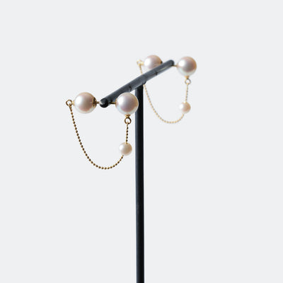 Side-Sasikomu_250804_earring-6_09_1x1_c59c62b3-e277-434a-a3ed-d2055c180c26 - sCenes