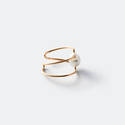 Side_260204_Earcuff_1-03_1x1_2ea35037-d570-43ce-8a40-e2d52ede0936 - sCenes