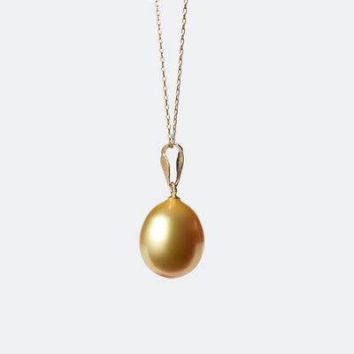 Ogee Bail Pendant - Golden South Sea Pearl