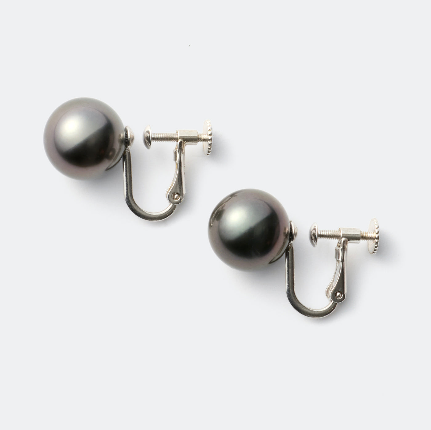 【ESSENTIALS】9.0-10.0mm Tahitian Clip-On Earrings / SV925 B