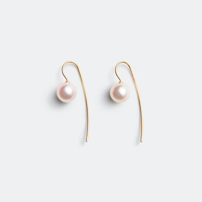 TrickleHookEarrings_Akoya アコヤ パール 真珠 ピアス ミニマル シンプル 正面