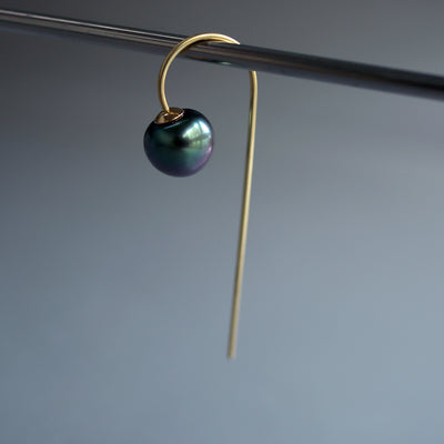 04_Tahiti_Button_GN-PL_Hook-Earring_IMG_4788 - sCenes
