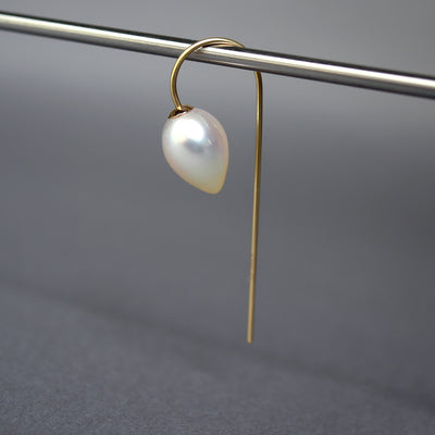 EarringAndPearl_W-Drop_IMG_3520 - sCenes