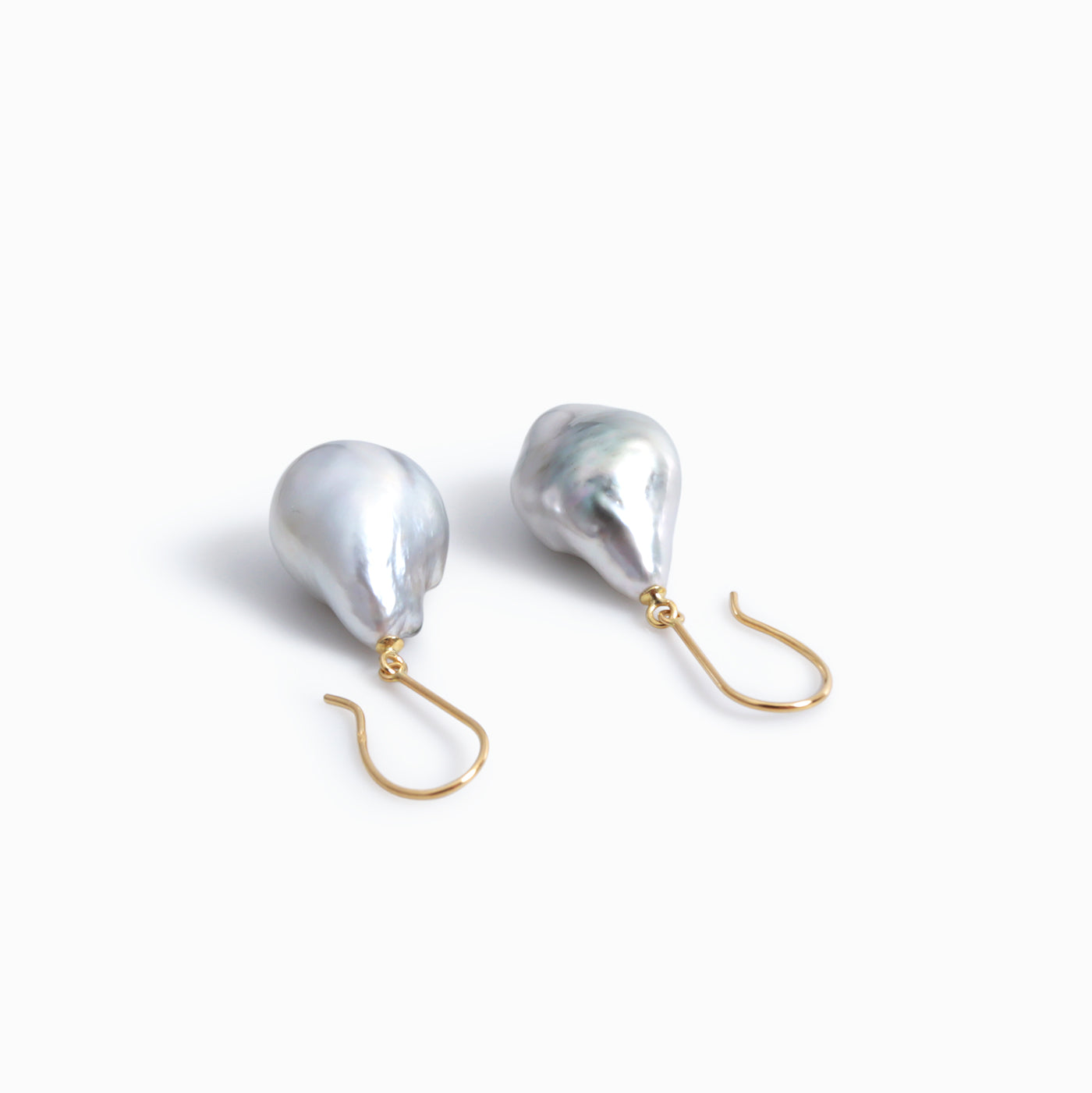 Pearl Hanging Earrings - 12mm 黒蝶ケシパール