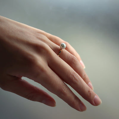 Ring_Hand_IMG_4873 - sCenes