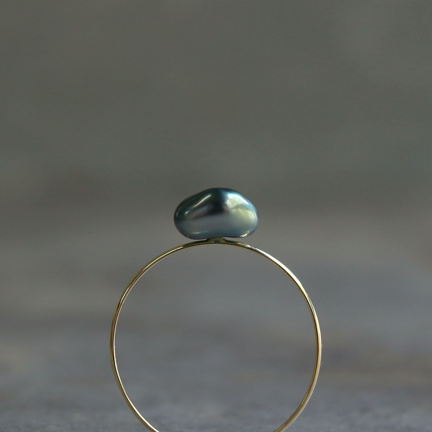 Tiny Half Round Ring - Tahitian Keshi C