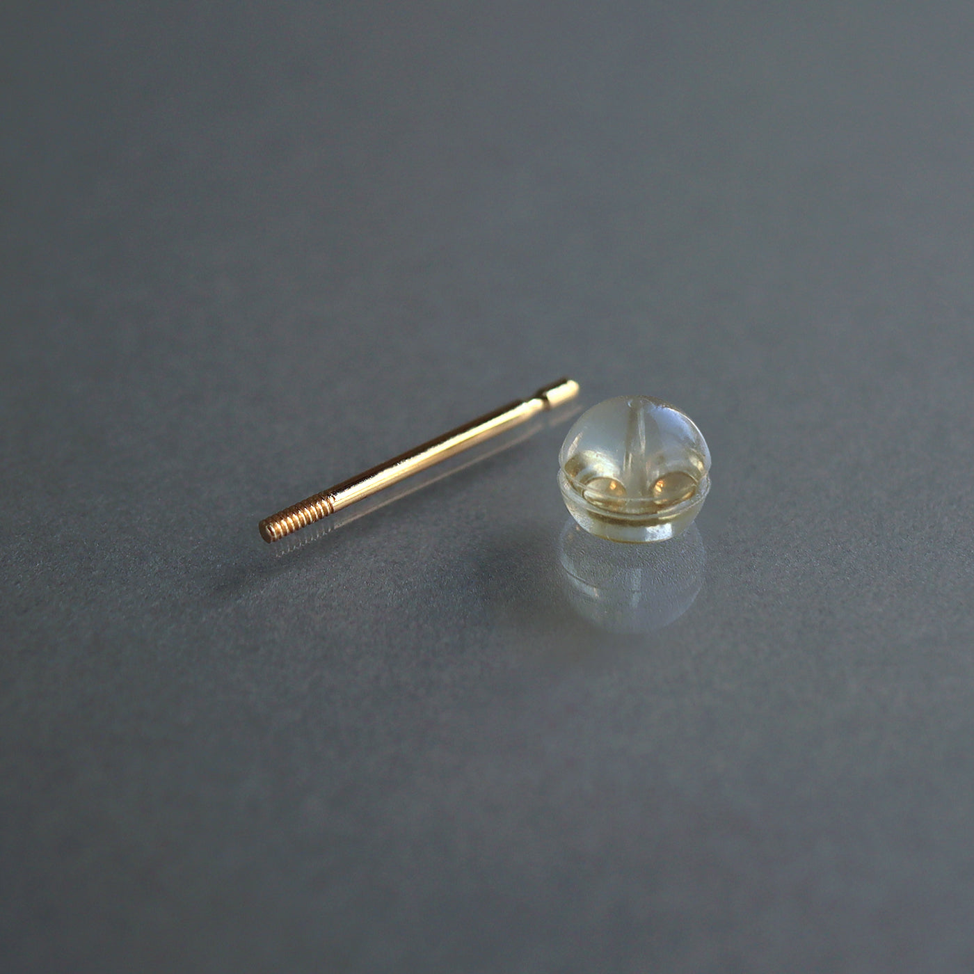【BASE PARTS】18K YG Stud Earring with Silicon Backing